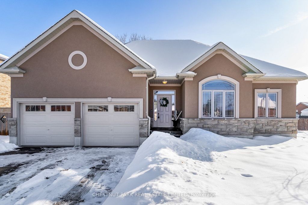 Photo of 15 Patchell Court, Springwater, ON L0L 1P0 (MLS # S12688166)