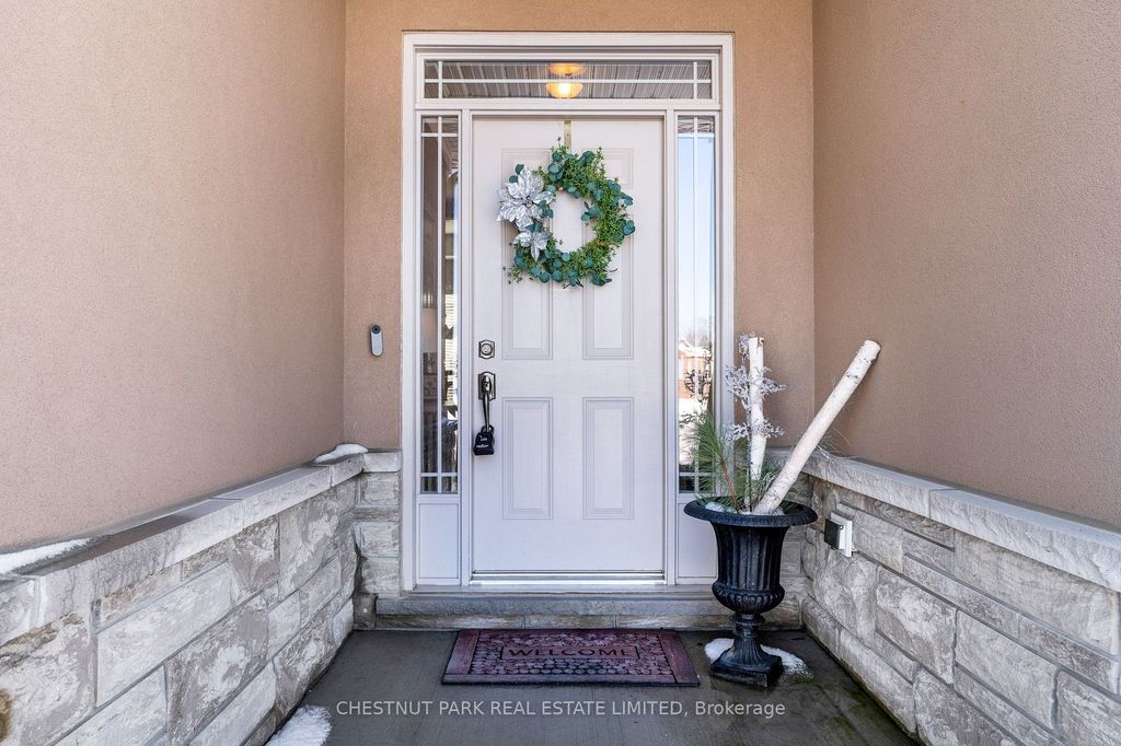 Photo of 15 Patchell Court, Springwater, ON L0L 1P0 (MLS # S12688166)