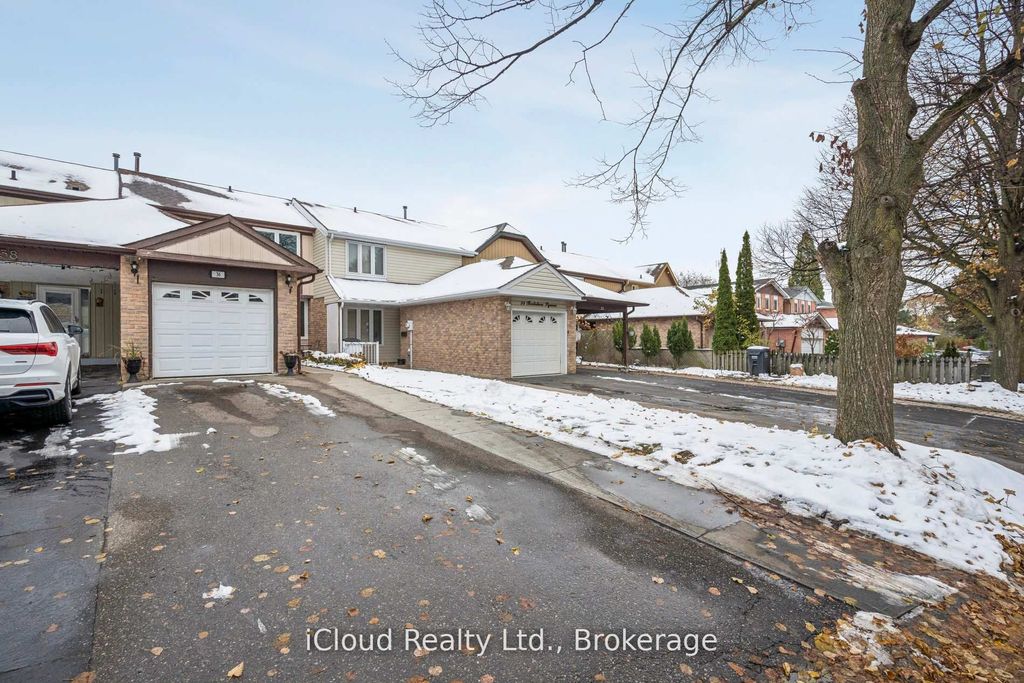 Photo of 36 Berkshire Square E, Brampton, ON L6Z 1N4 (MLS # W12644890)