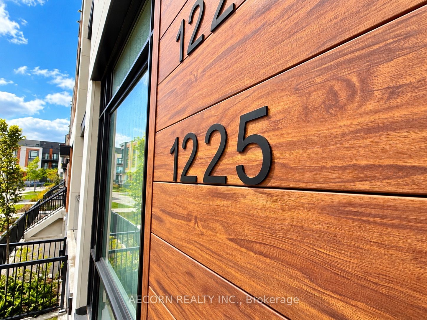 8 David Eyer Road 1225
