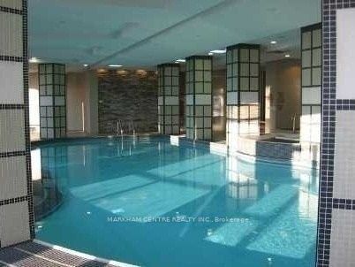 33 Cox Boulevard 306