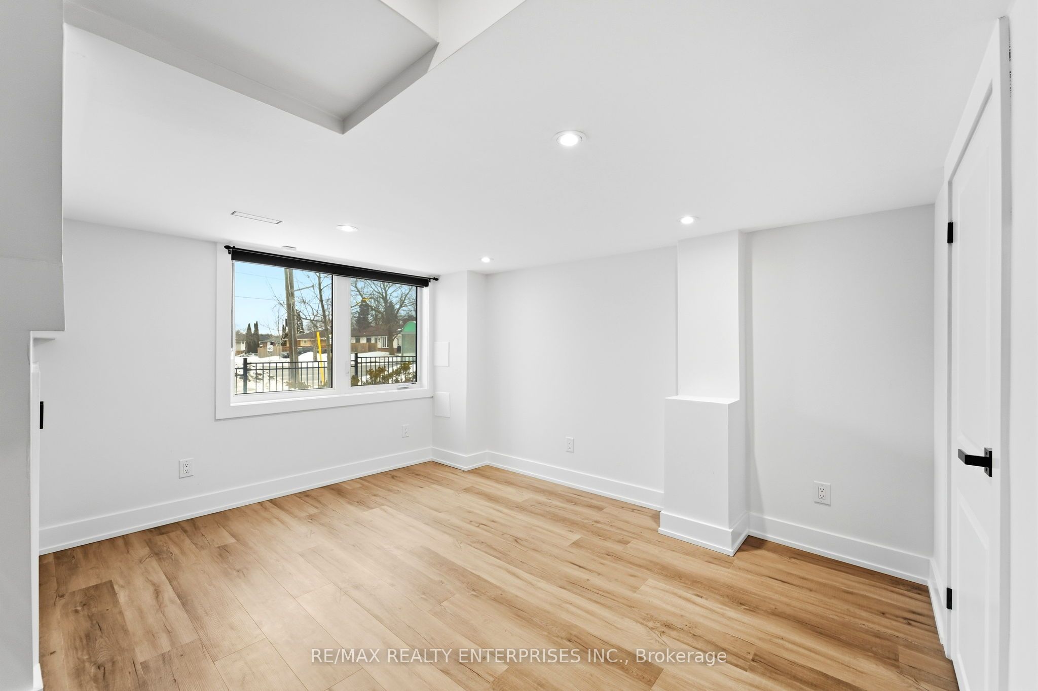 414 Okanagan Path Lower