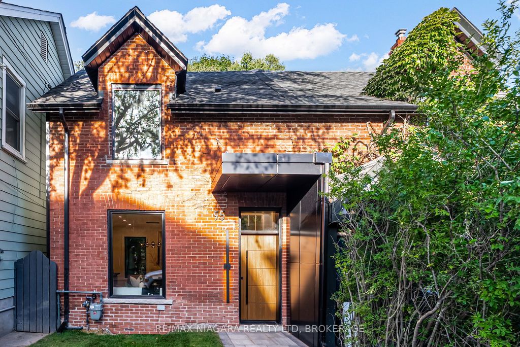 Photo of 95 Kimberley Avenue, Toronto, ON M4E 2Z4 (MLS # E12446862)