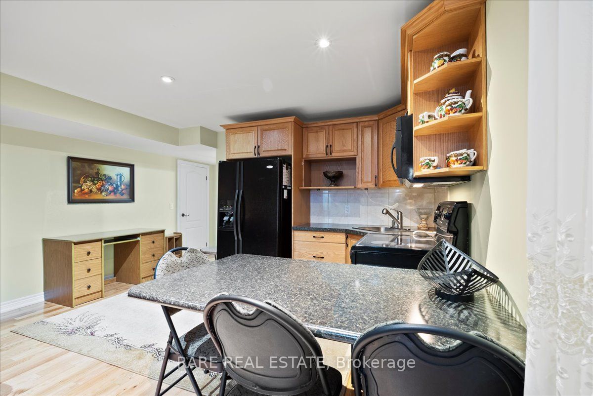 40 Lloyd George Avenue Lower