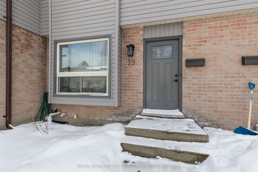 Photo of 253 Taylor Street #19, London East, ON N5Y 2J6 (MLS # X12768092)