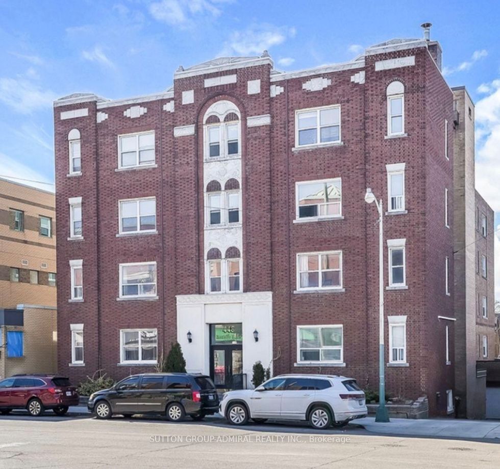 Photo 1 of 4 — 448 Spadina Road 407, Toronto, ON M5P 2W4