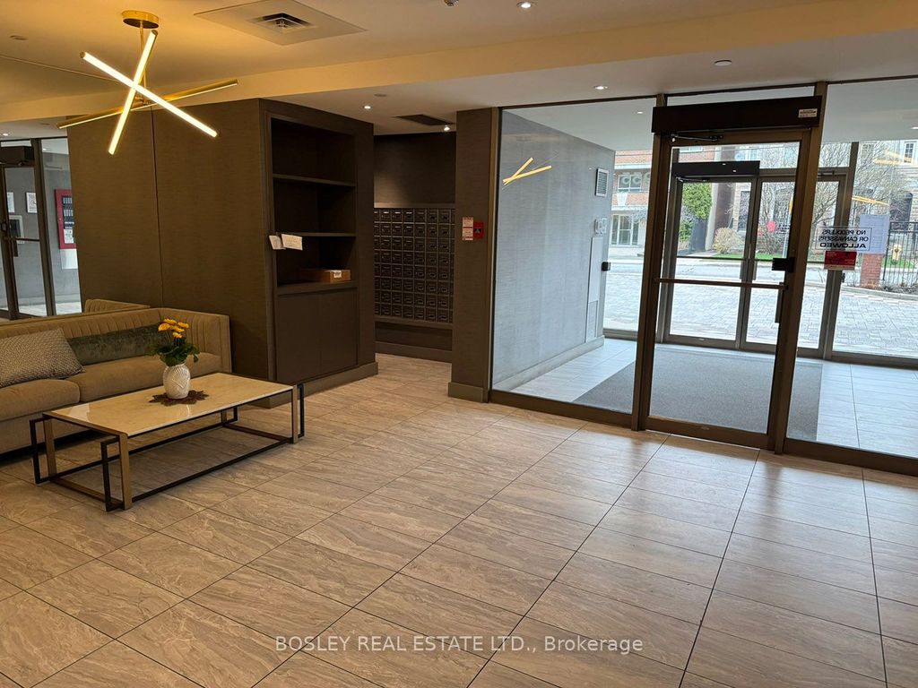 Photo of 955 Millwood Road #513, Toronto, ON M4G 4E3 (MLS # C13027180)