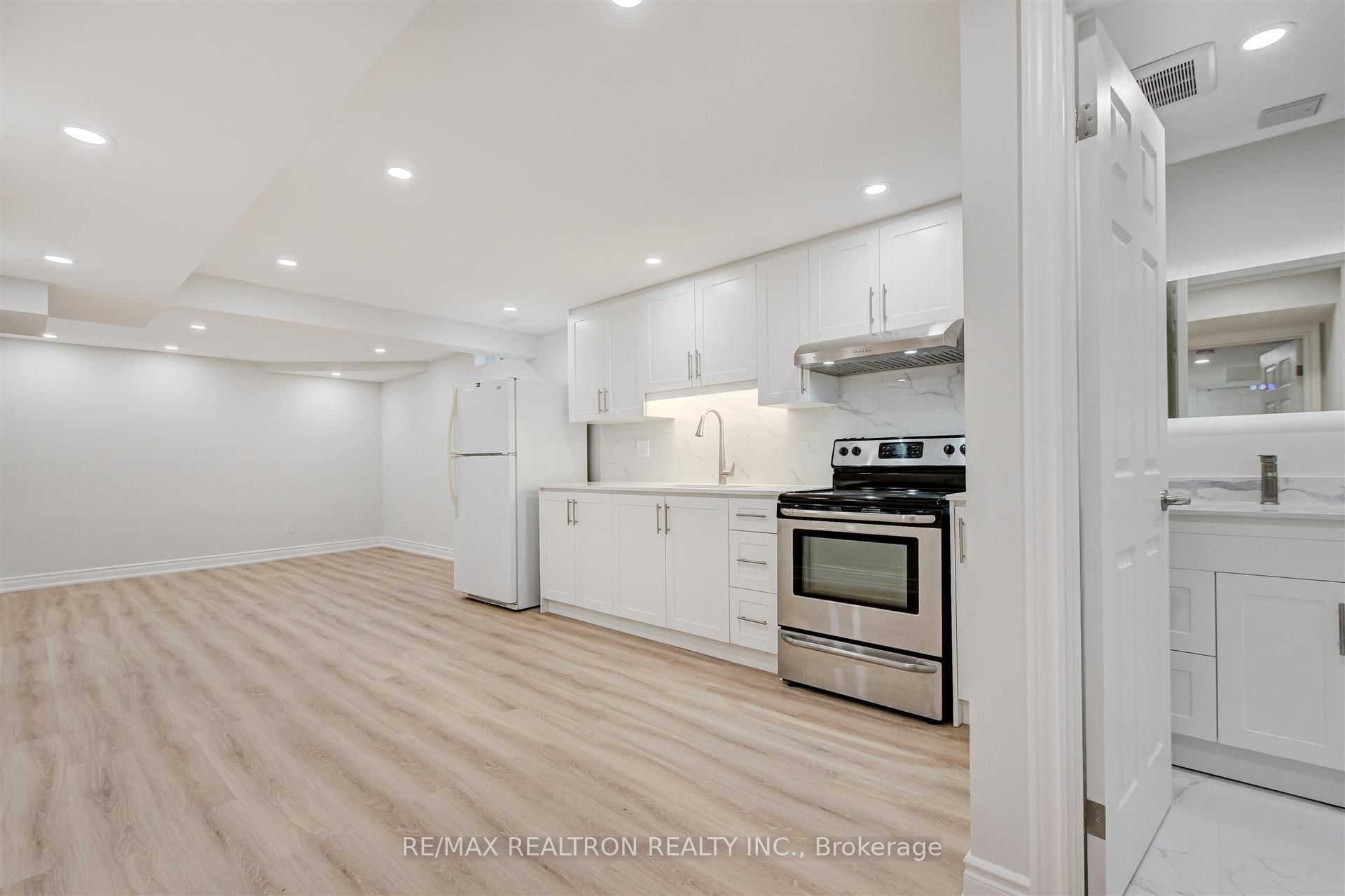 12 Randall Avenue Lower