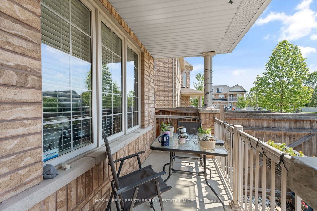 Photo of 2 Durham Way, Niagara-on-the-Lake, ON L0S 1J0 (MLS # X12958104)