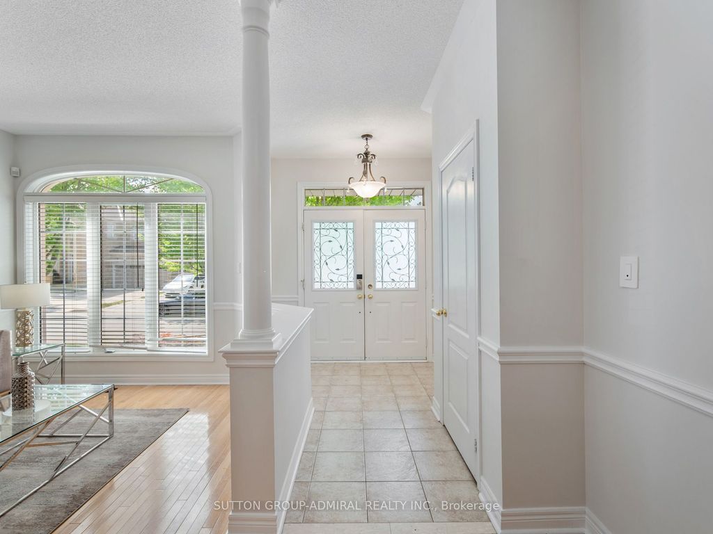 Photo of 4 Haywood Drive, Markham, ON L6C 3C8 (MLS # N12860938)