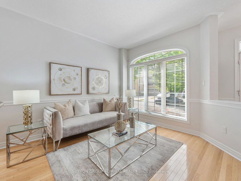 Photo of 4 Haywood Drive, Markham, ON L6C 3C8 (MLS # N12860938)