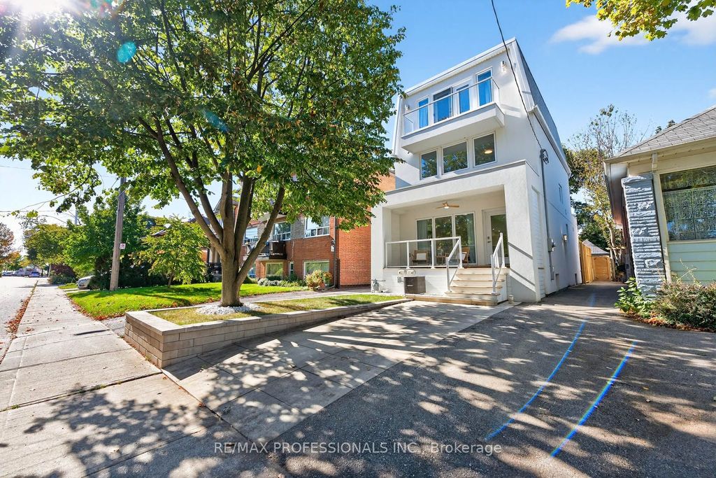 Photo of 22 Ninth Street, Toronto, ON M8V 3E3 (MLS # W12560760)