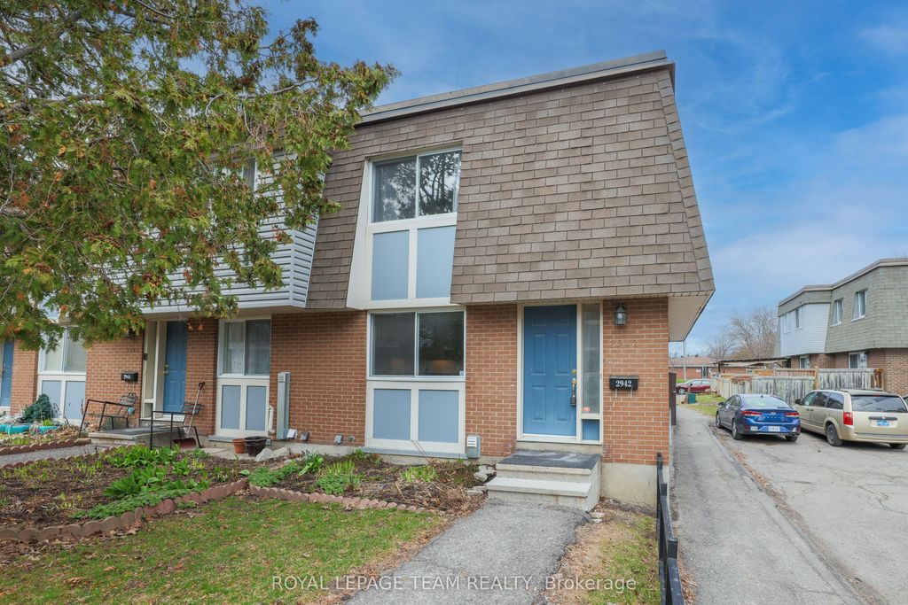Photo of 2942 Fairlea Crescent, Hunt Club - South Keys and Area, ON K1V 8T7 (MLS # X13022168)
