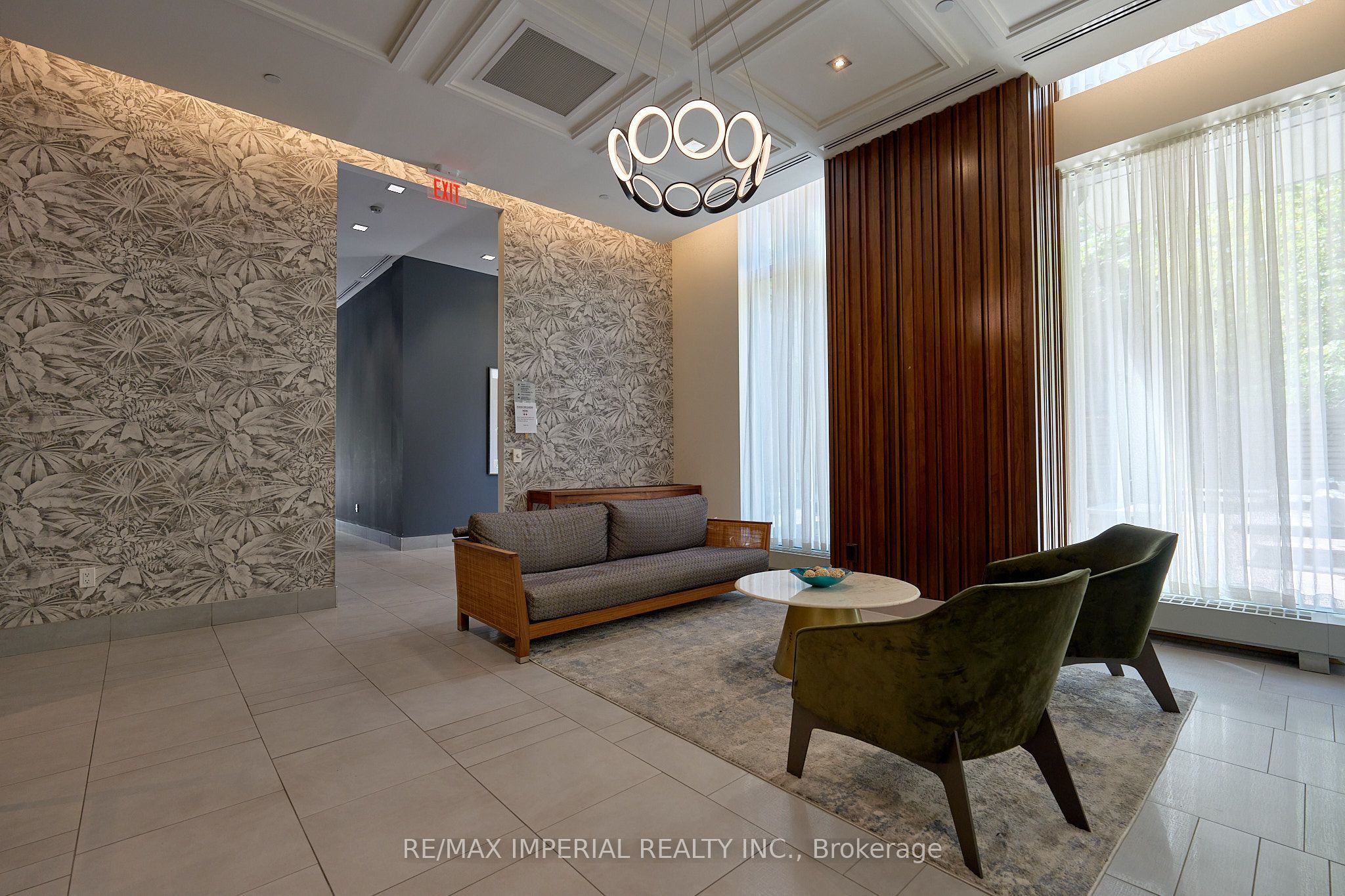 775 King Street W 901