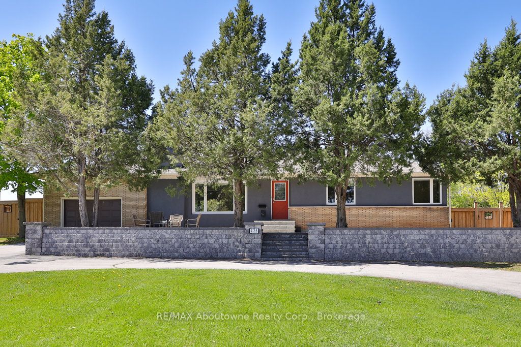 425 Plains Road W