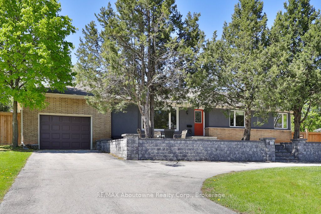 425 Plains Road W