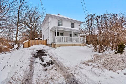 5292 Bridge Street Niagara Falls ON L2E 2T3