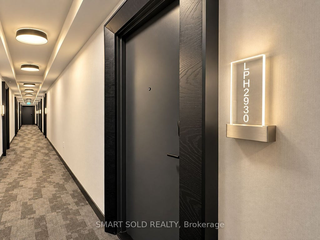 Photo of 135 Lower Sherbourne Street W #LPH 2930, Toronto, ON M5A 1Y4 (MLS # C13752600)