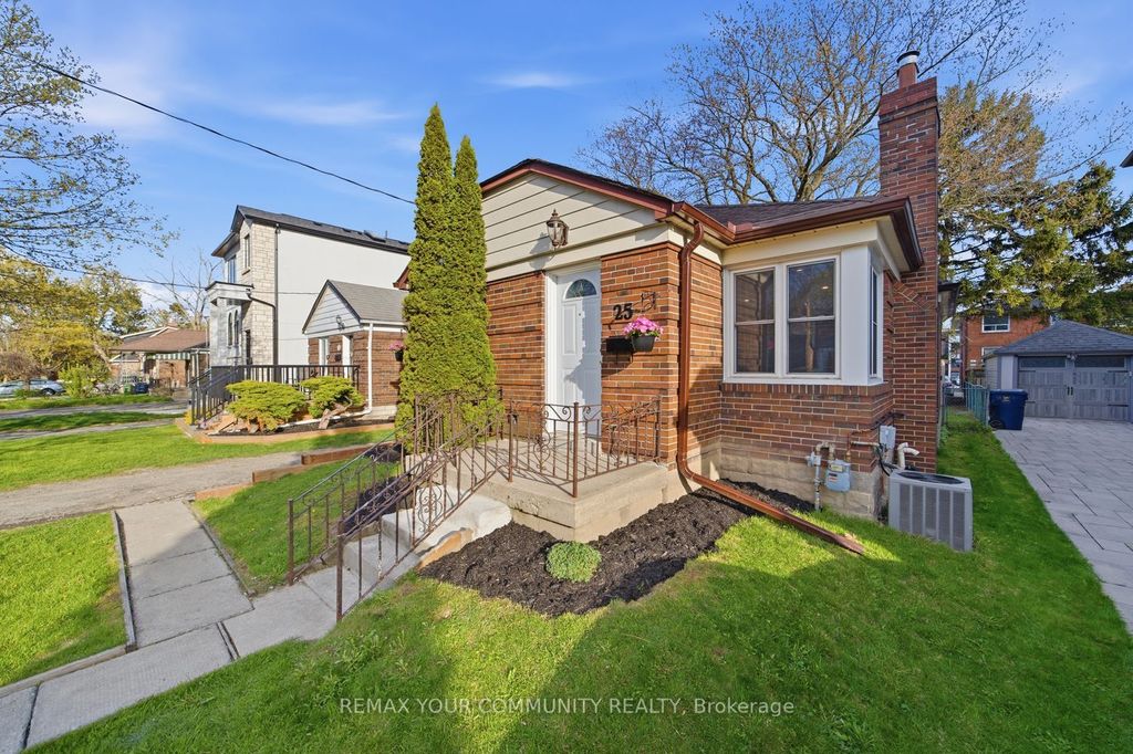 Photo of 25 Murrie Street, Toronto, ON M8V 1X6 (MLS # W13122272)