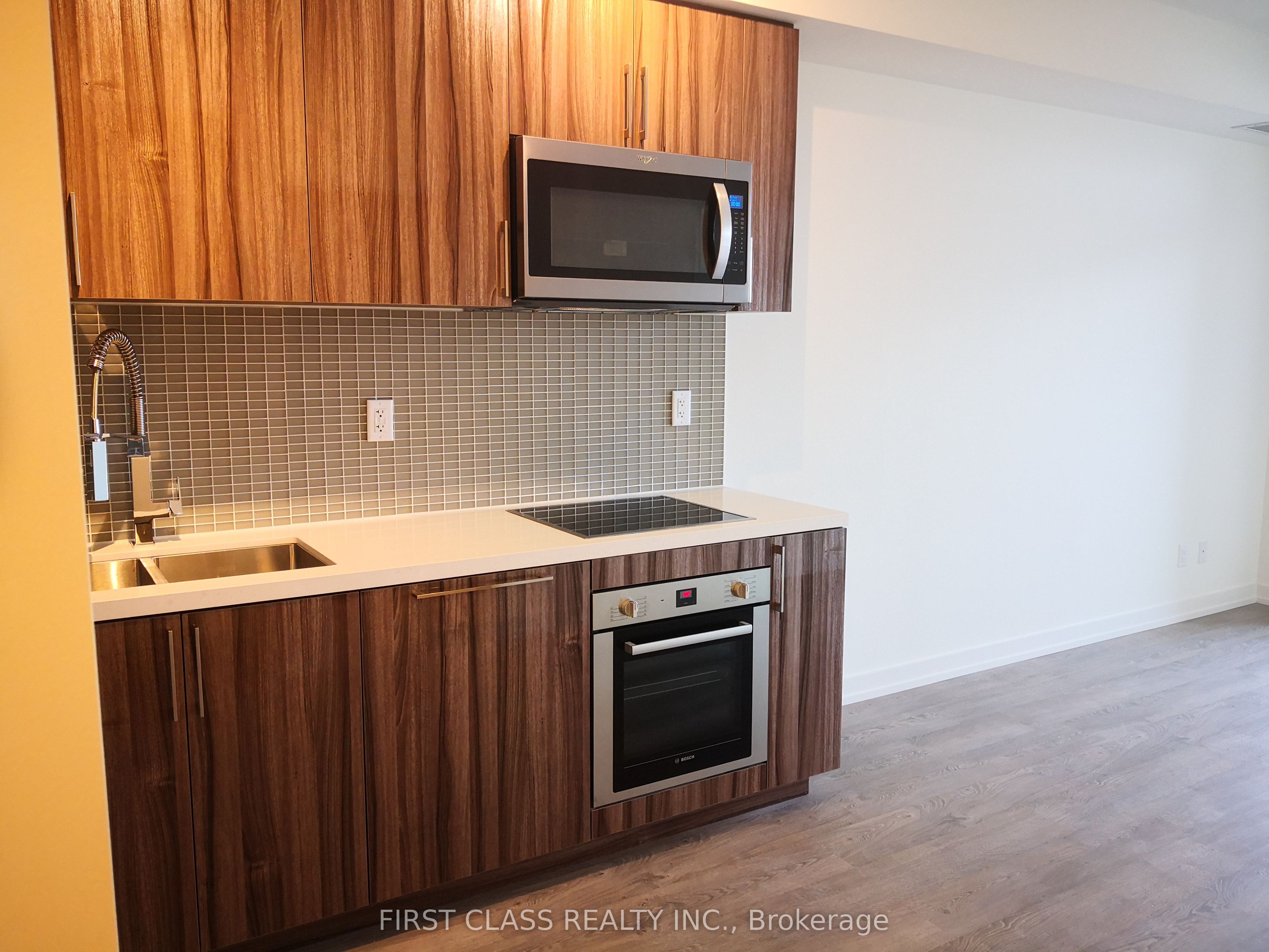 1 Grandview Avenue 601
