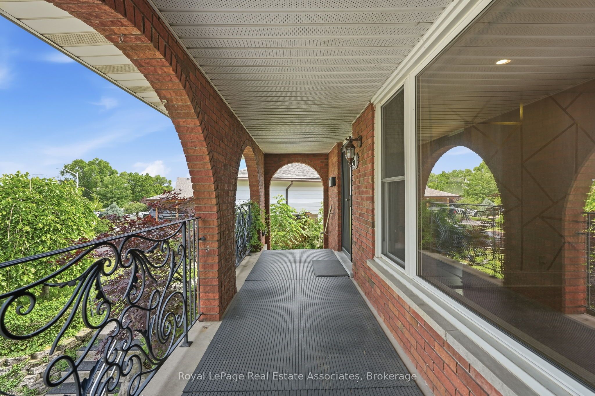 55 Eastbury Drive