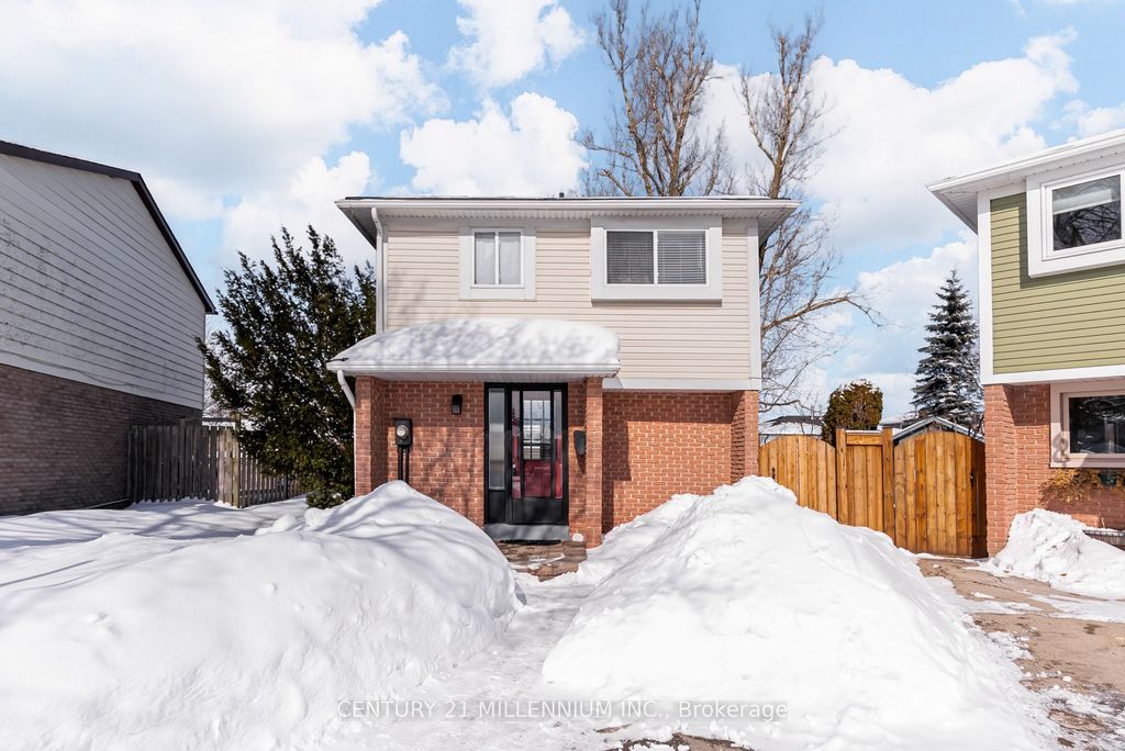 Photo of 72 Karen Court, Orangeville, ON L9W 3S3 (MLS # W12824422)