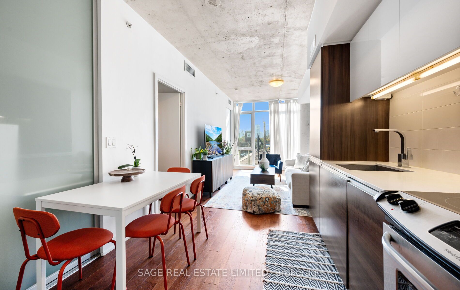 1190 Dundas Street E 420