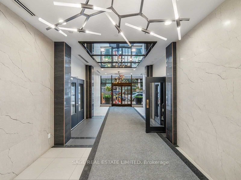 1190 Dundas Street E 420