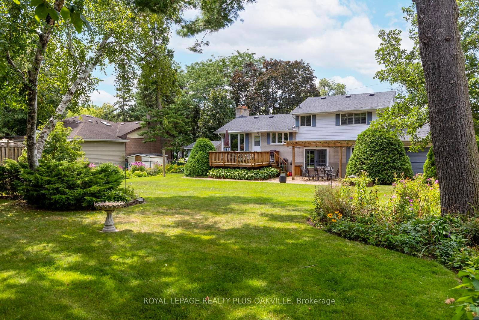 227 Sandwell Drive