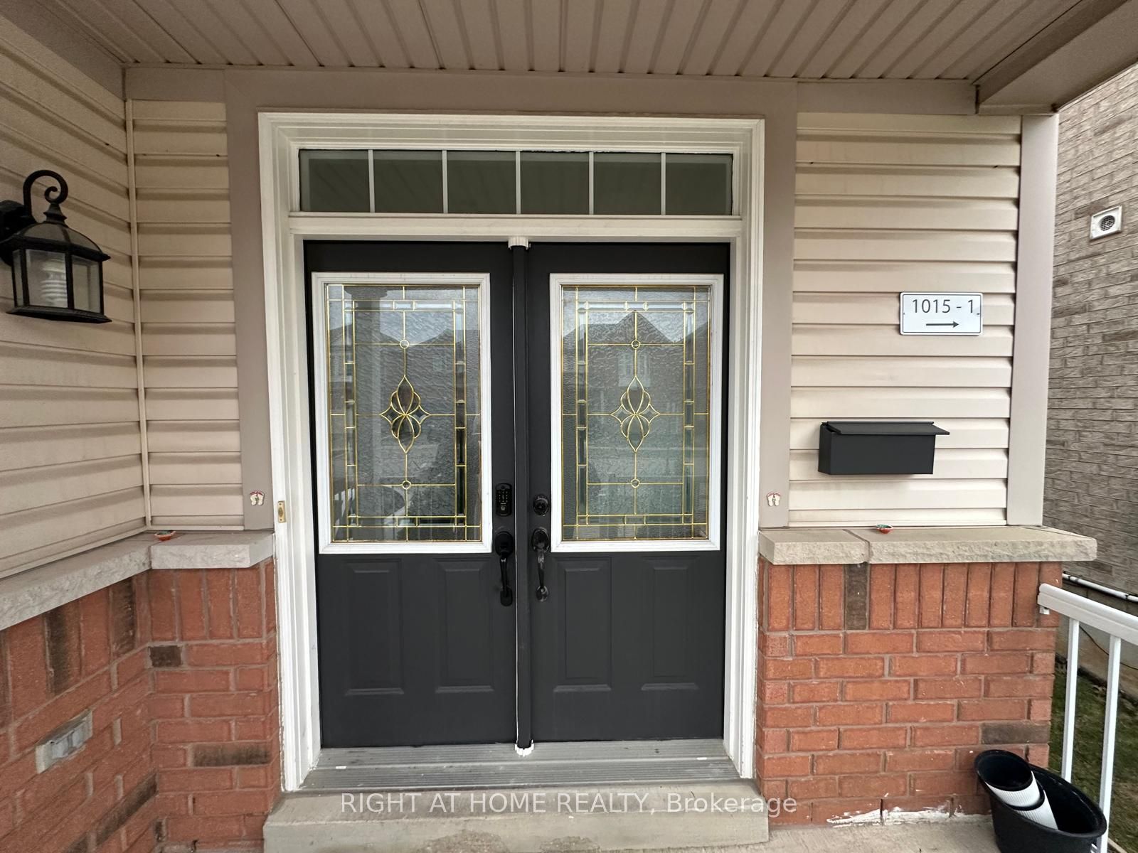 1015 Mccuaig Drive