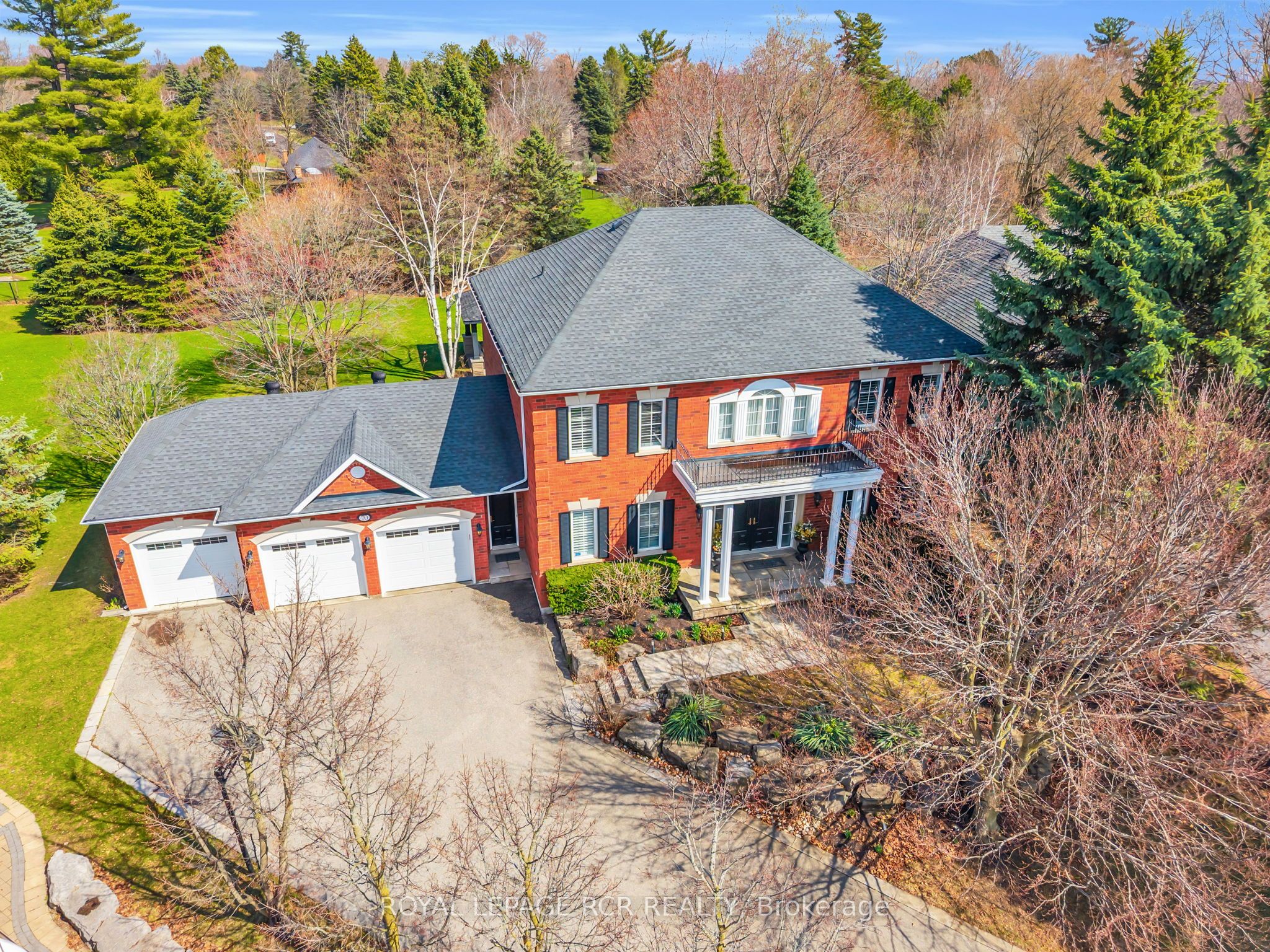 70 English Daisy Court