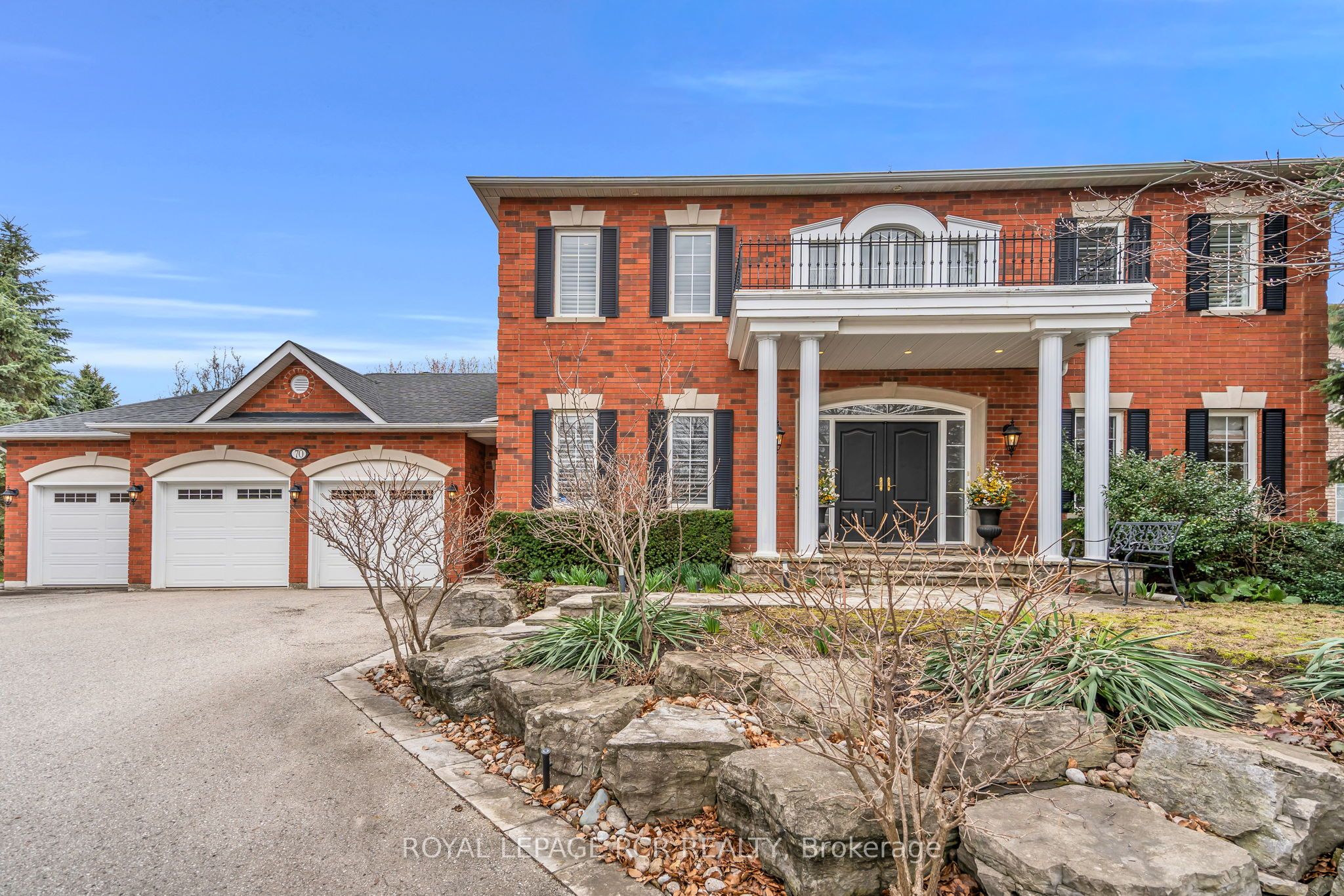 70 English Daisy Court