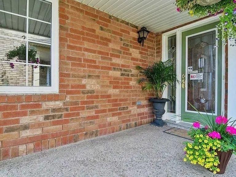 7276 Bread Fruit Lane UPPER