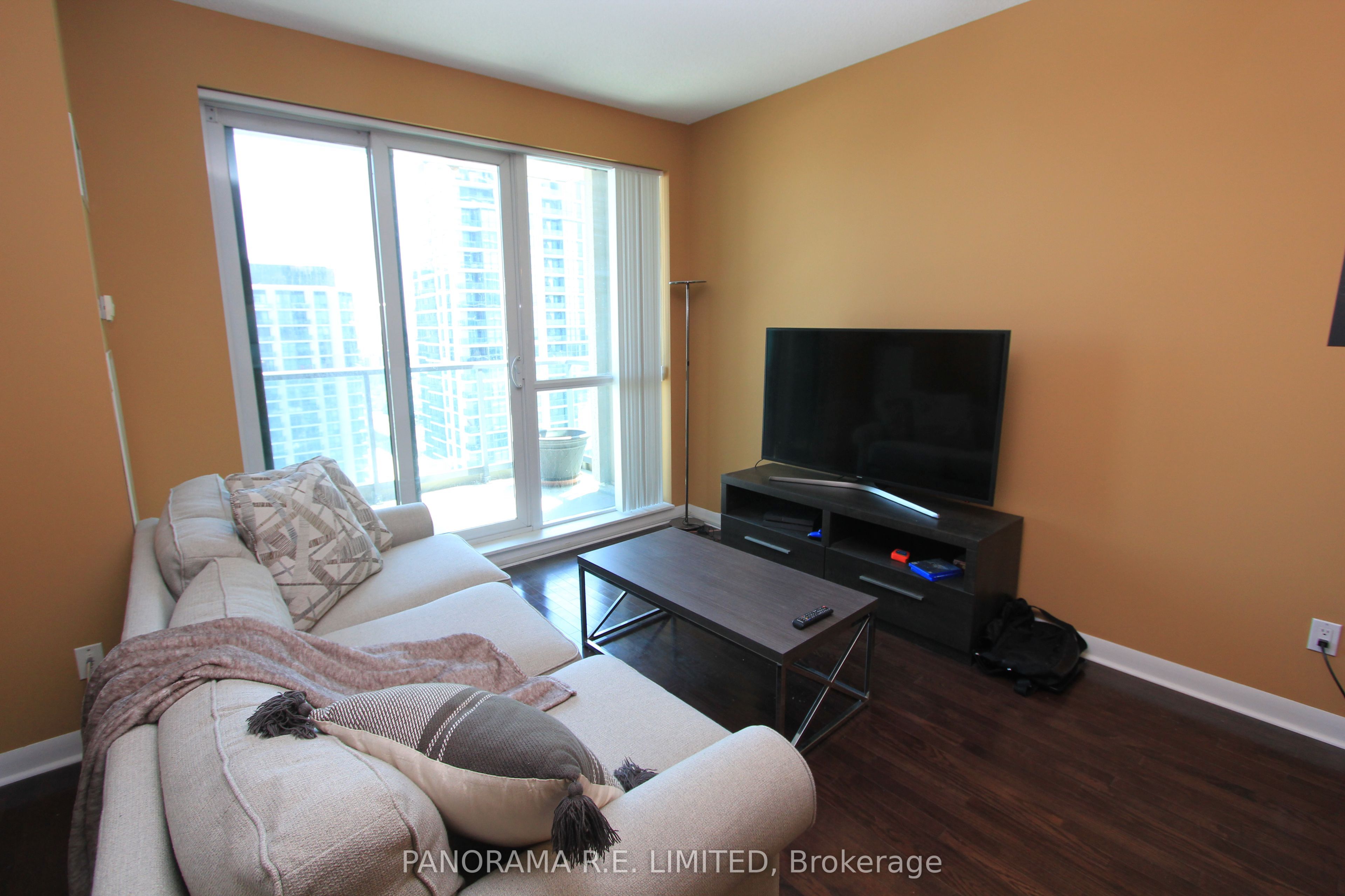 235 Sherway Gardens Road 2311