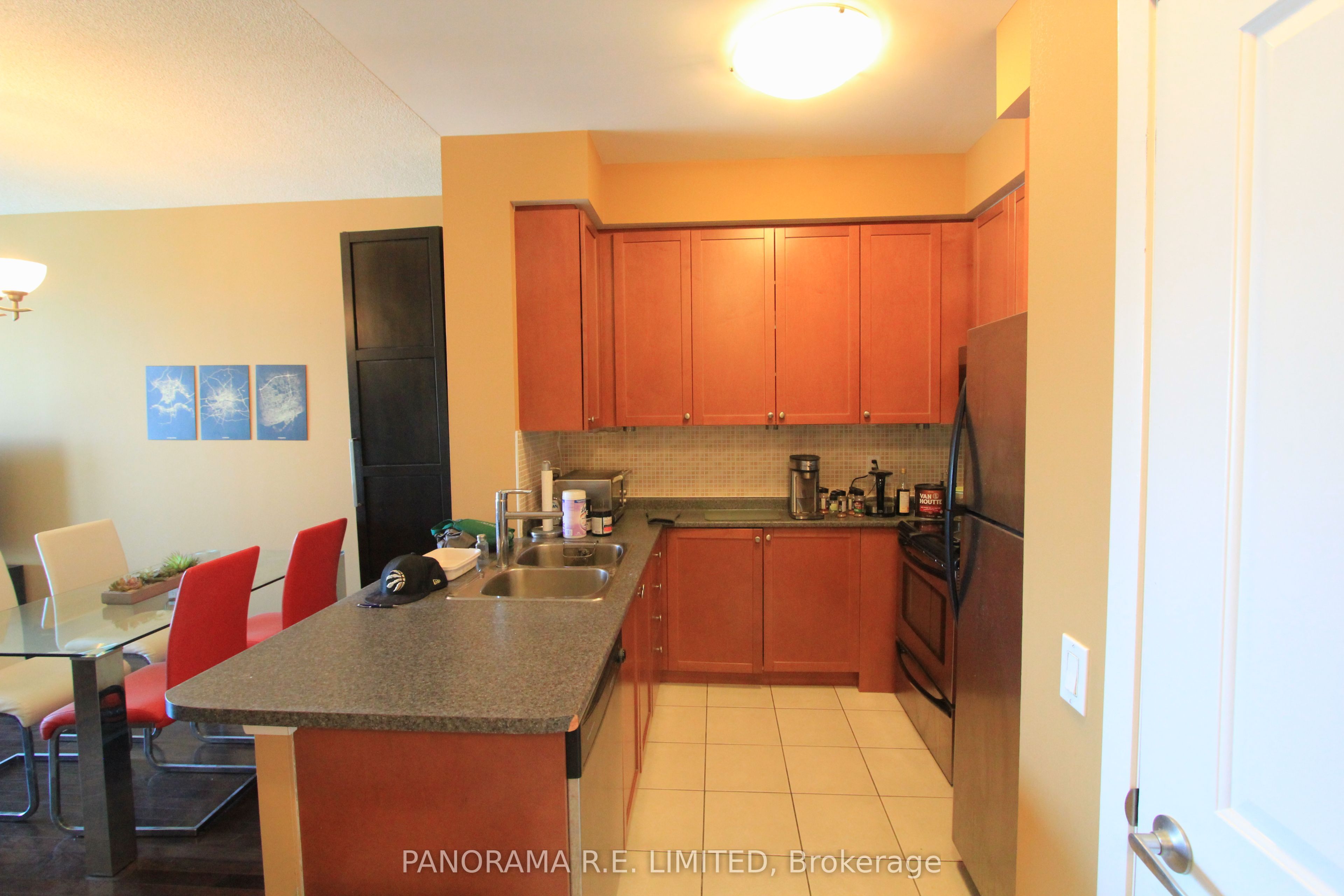 235 Sherway Gardens Road 2311