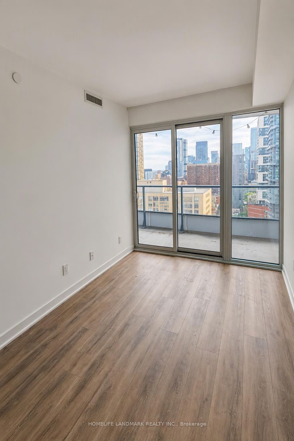 Photo of 85 Wood Street #2117, Toronto, ON M4Y 0E8 (MLS # C13827290)