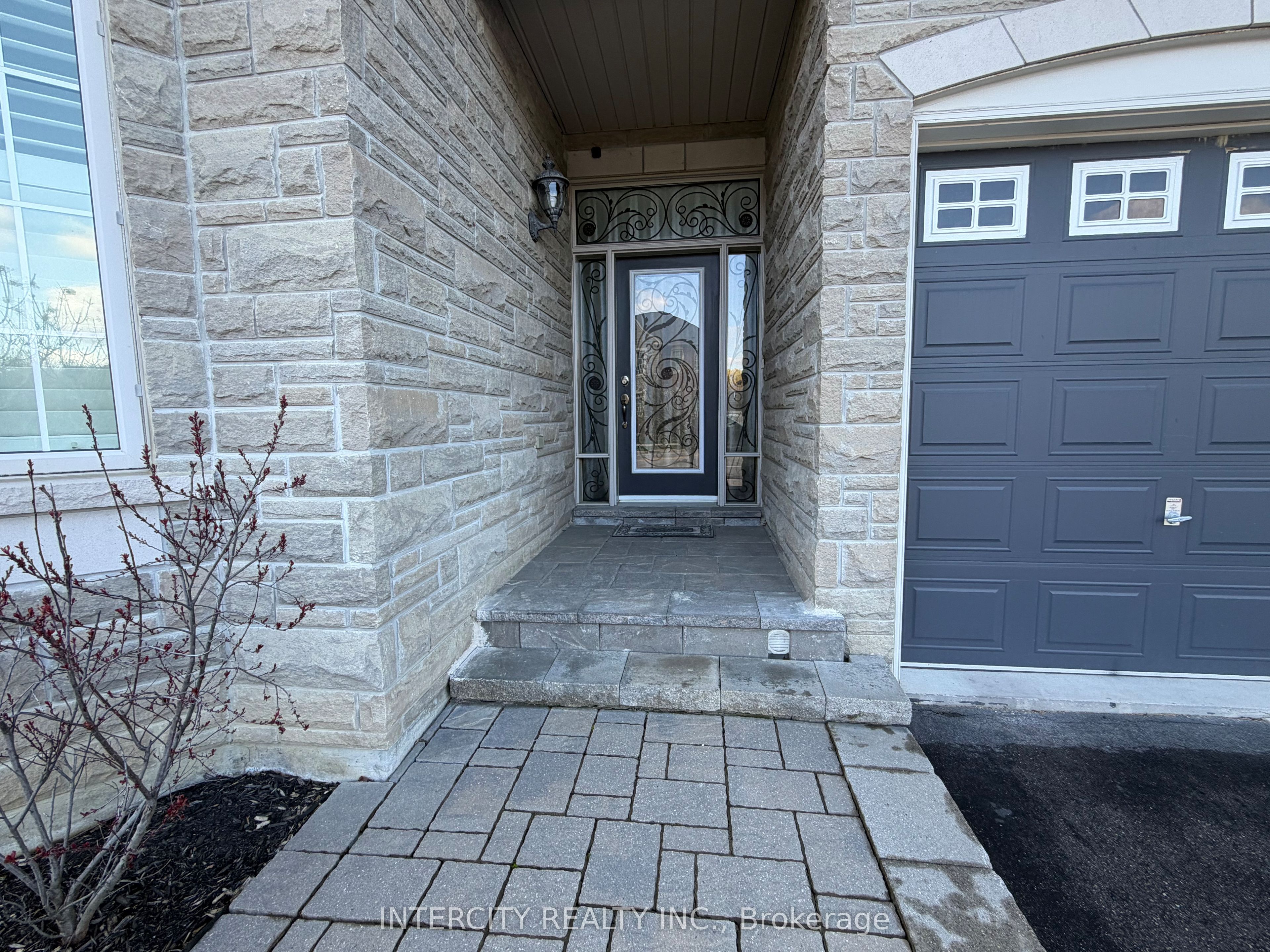 655 Davos Road