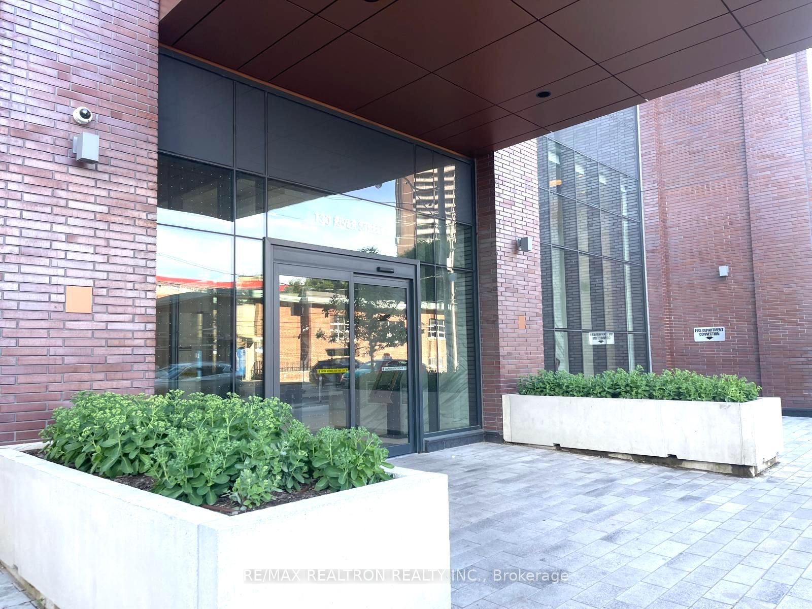 130 River Street 2404