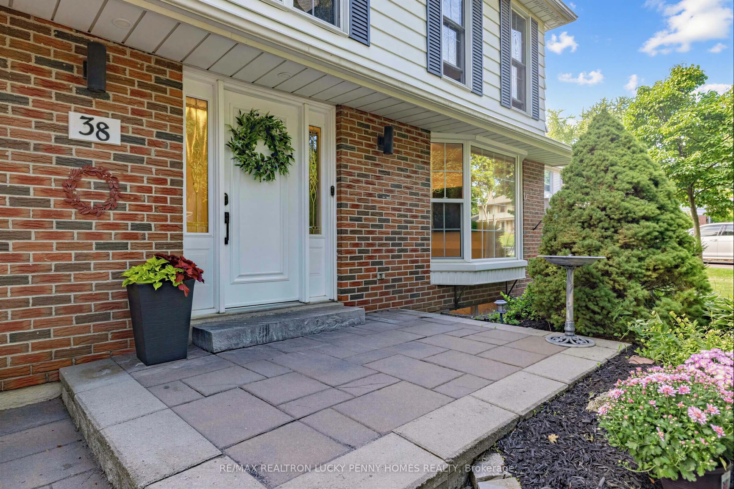 38 Walkerton Drive