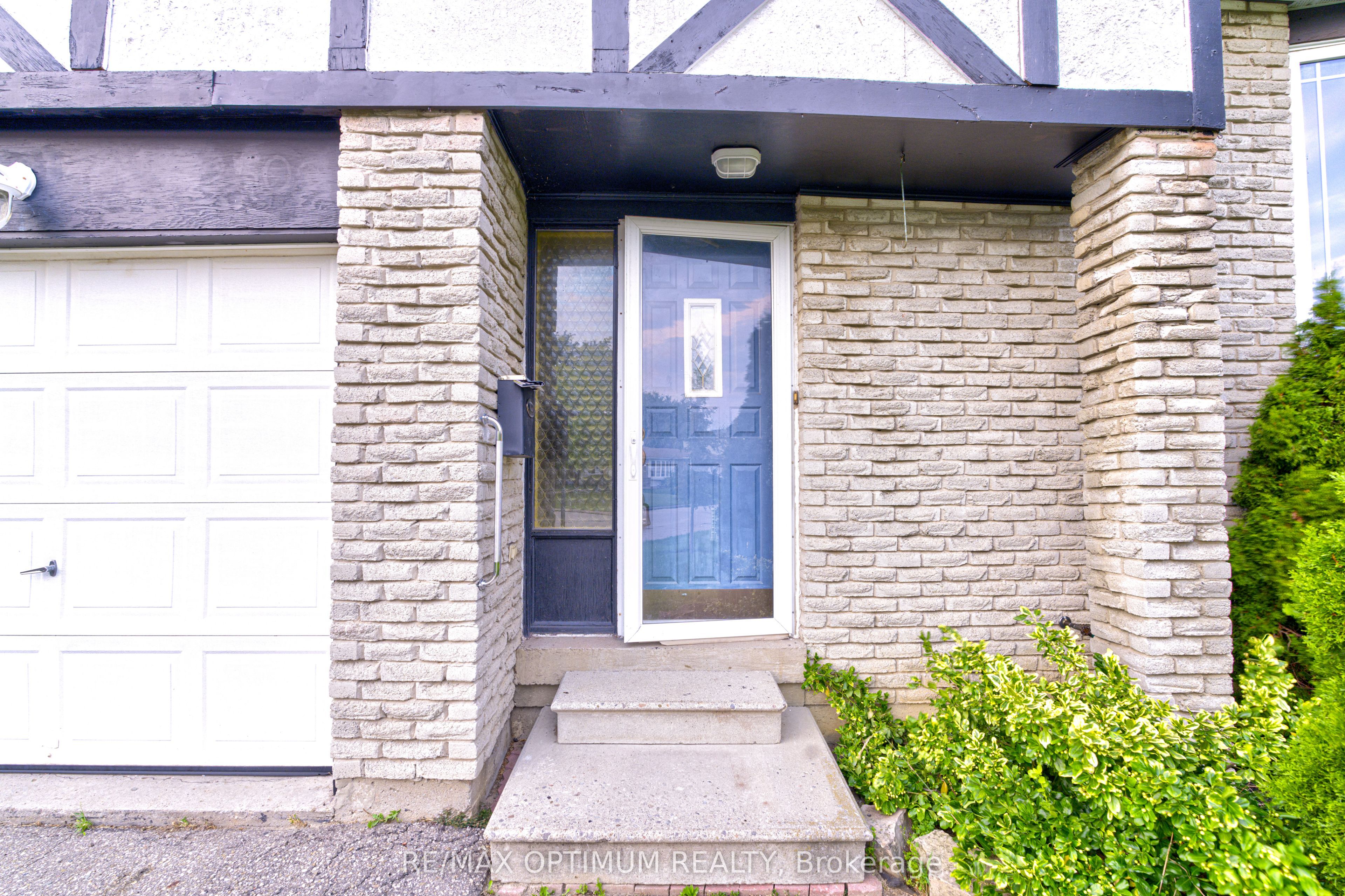 50 Gondola Crescent