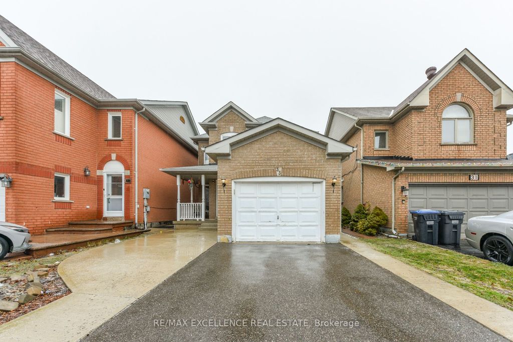 Photo of 33 Wildberry Crescent, Brampton, ON L6R 1K1 (MLS # W12907074)