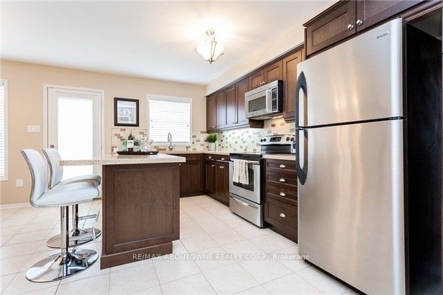 248 Georgian Drive
