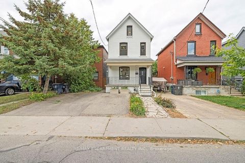 406 Margueretta Street Toronto ON M6H 3S5