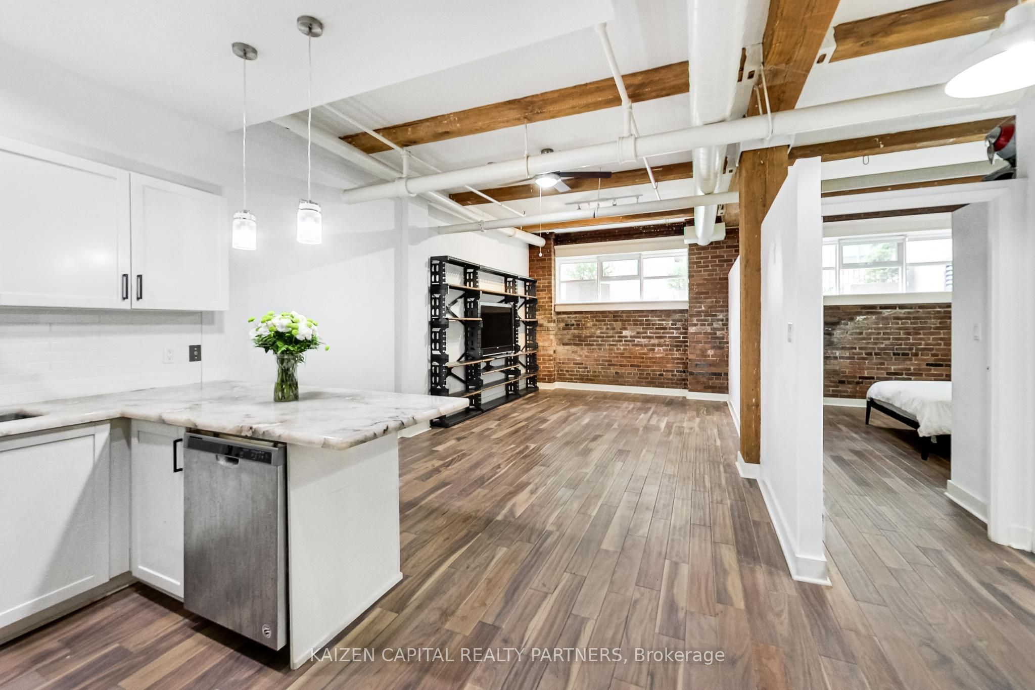 90 Sherbourne Street 103
