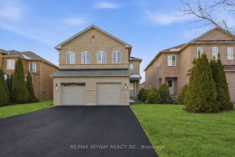 Property photo of 3265 raindance crescent, mississauga, ON l5n 8l8