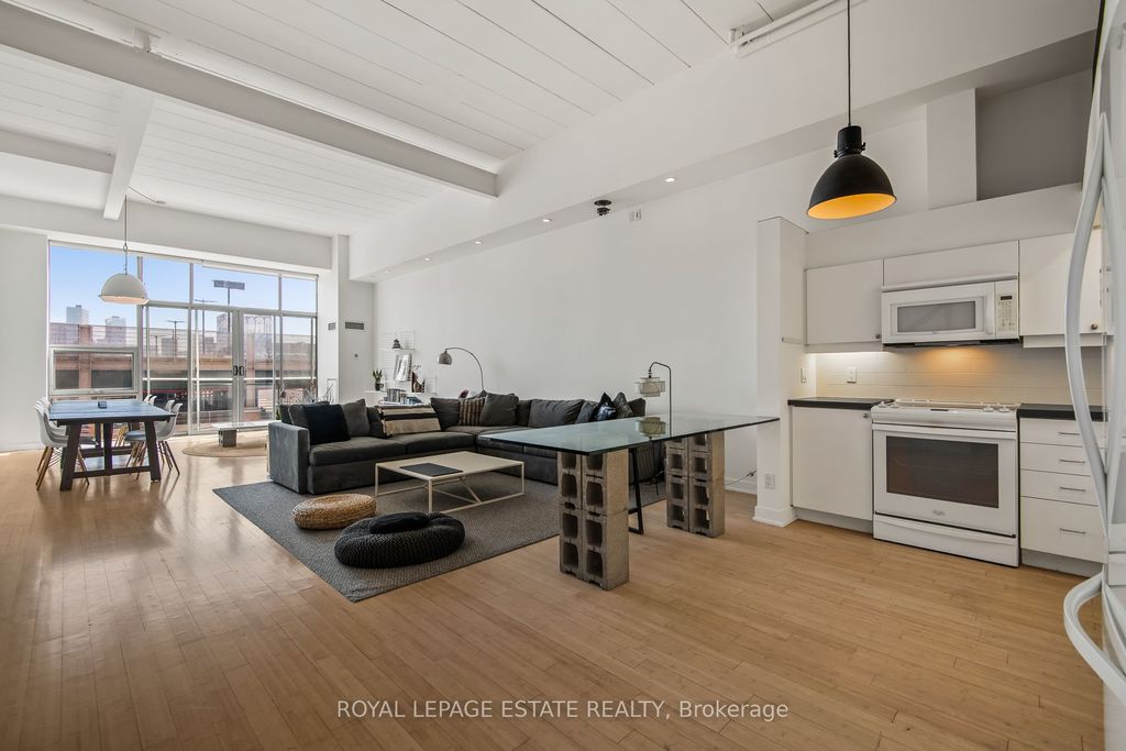 Photo of 160 Baldwin Street #301, Toronto, ON M5T 3K7 (MLS # C12333384)