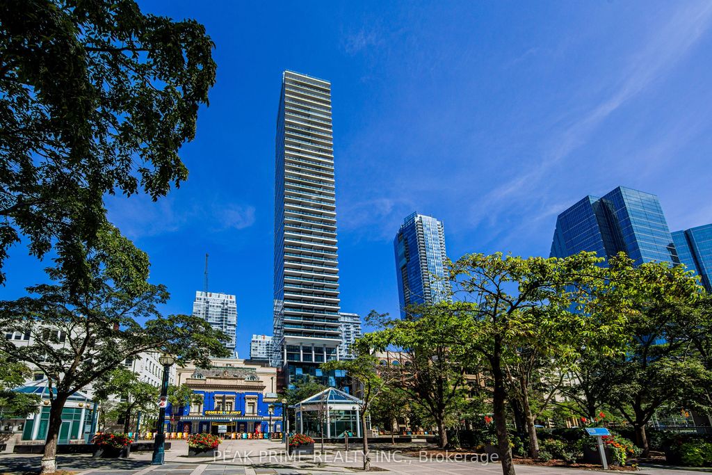 Photo of 224 King Street W #501, Toronto, ON M5V 1H8 (MLS # C12370189)