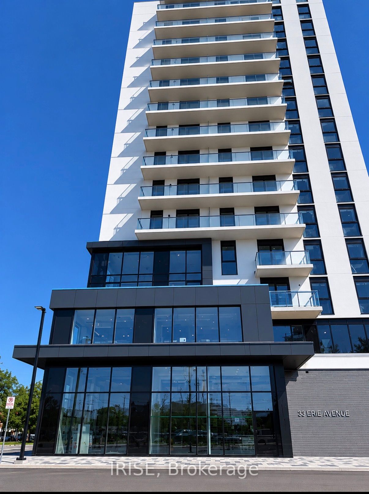 Photo 1 of 10 — 33 Erie Avenue 707, Brantford, ON N3S 0K7