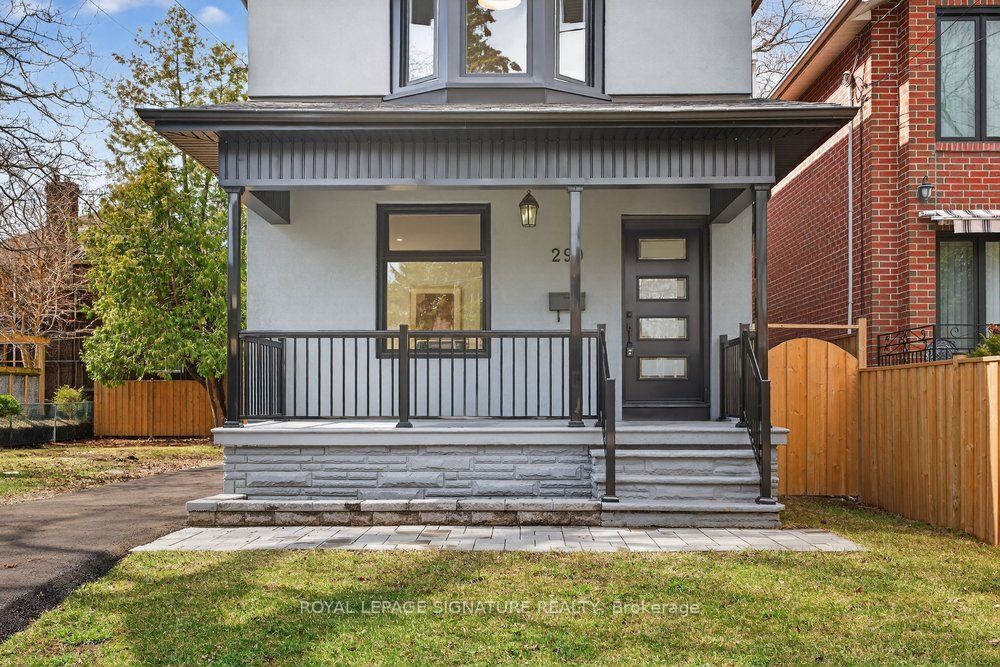 290 Chisholm Avenue