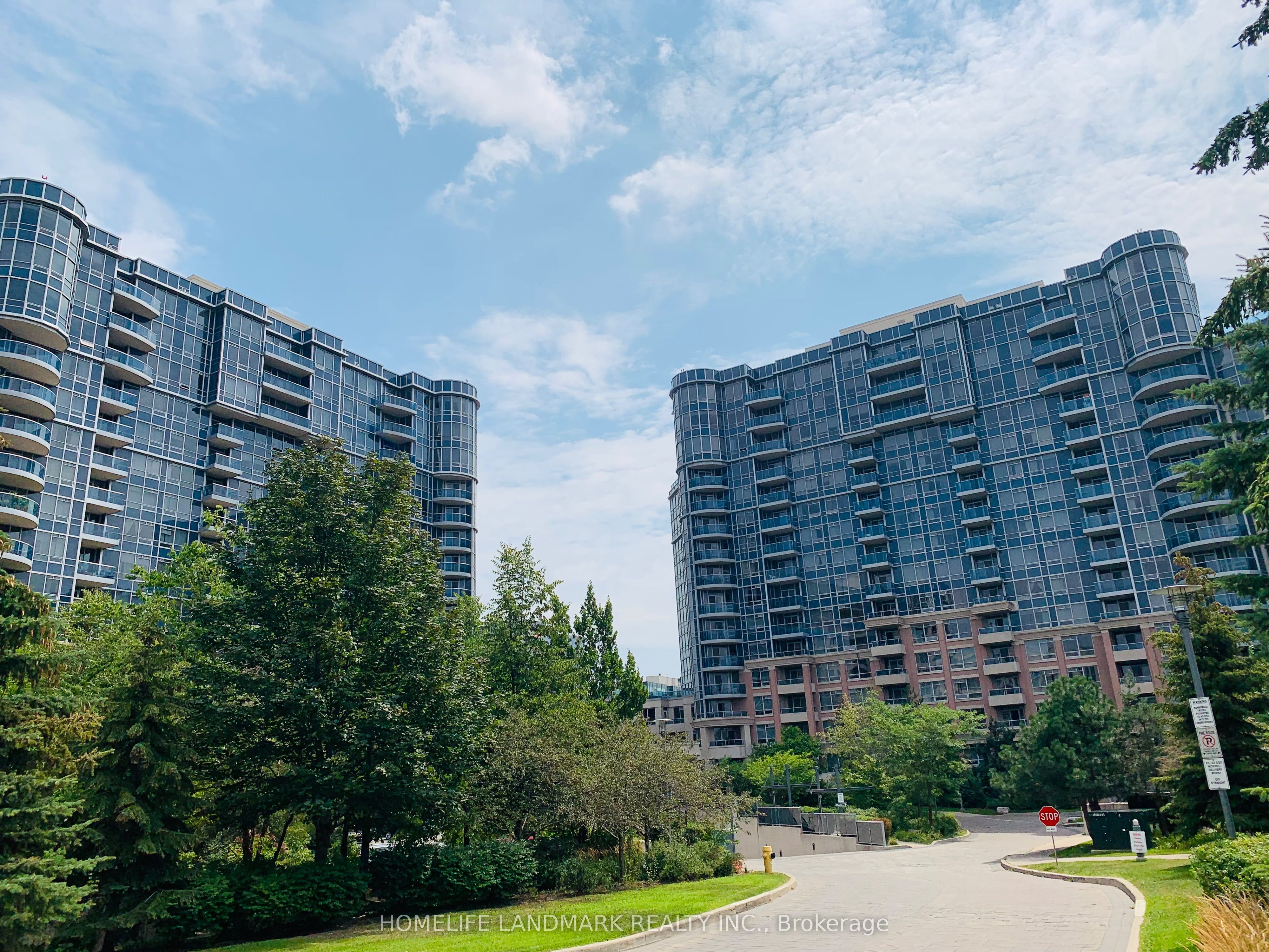 23 Cox Boulevard 961
